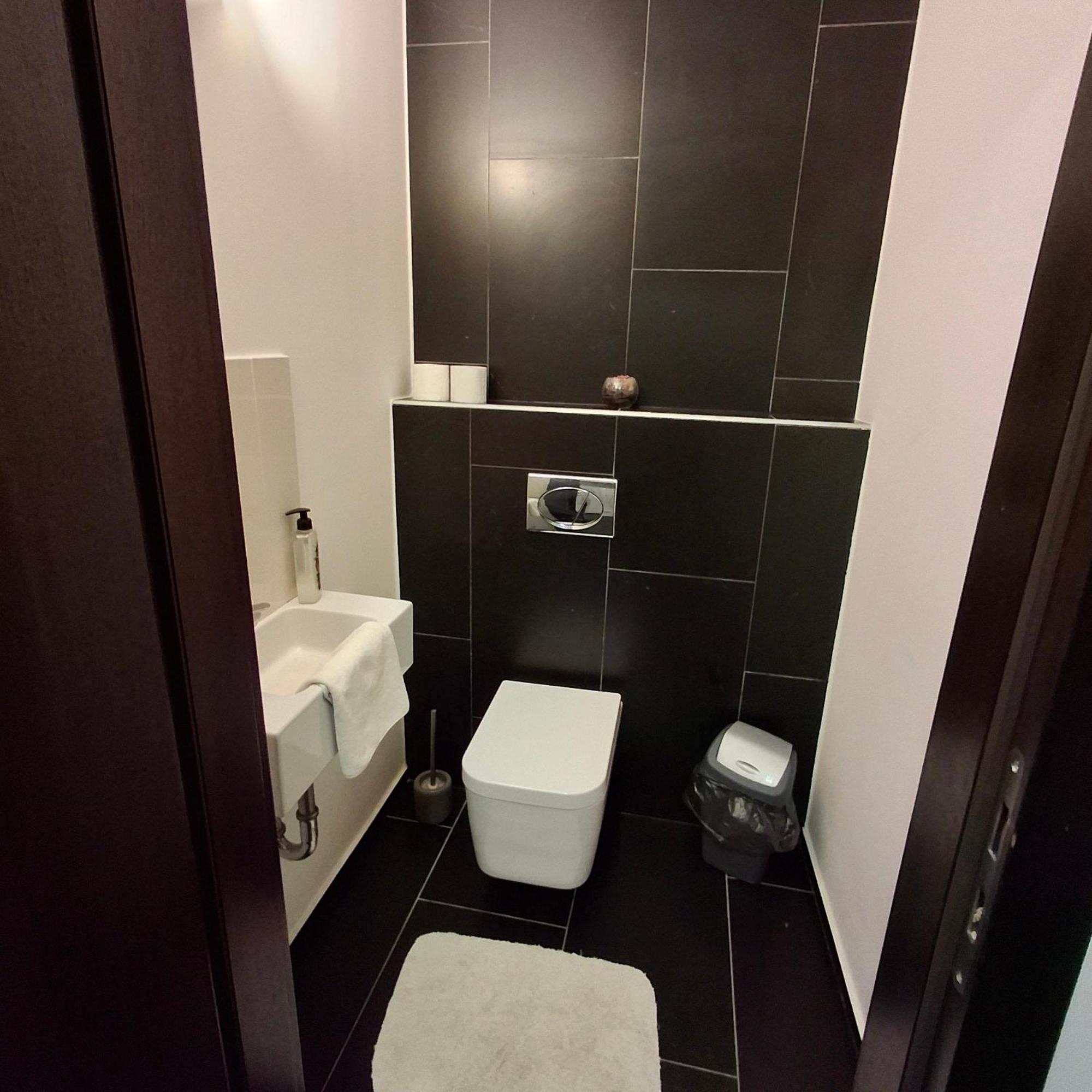 Unicorniselit Apartmanok Eger Esterno foto